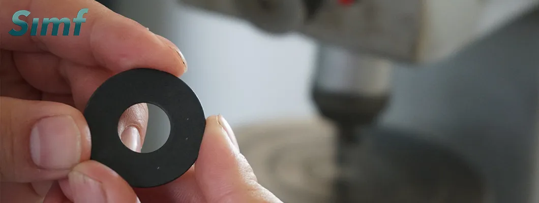 Self-Centering Corrosion Resistant Washer Disc Springs